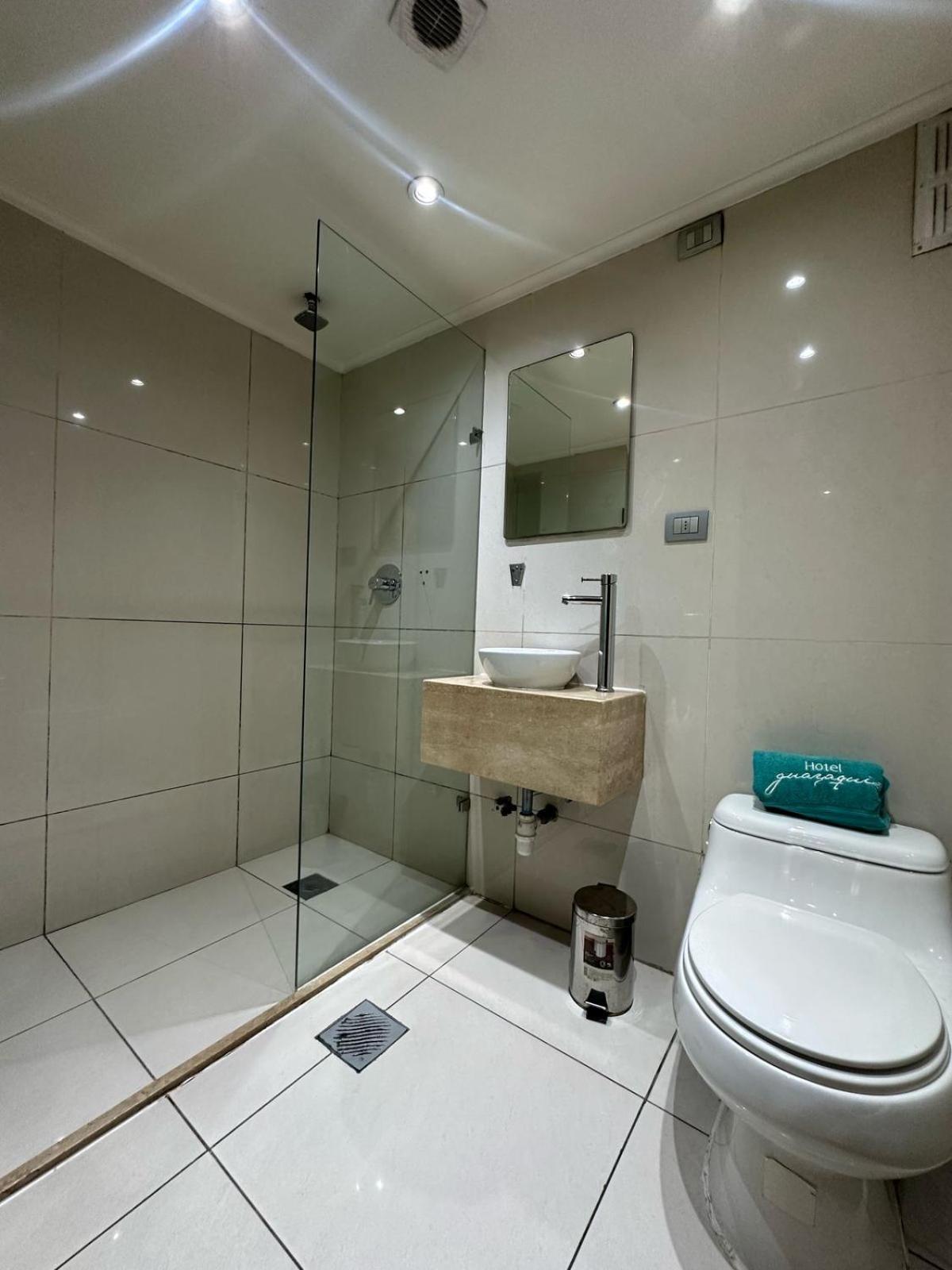 Hotel Guayaquil Сантяго Екстериор снимка