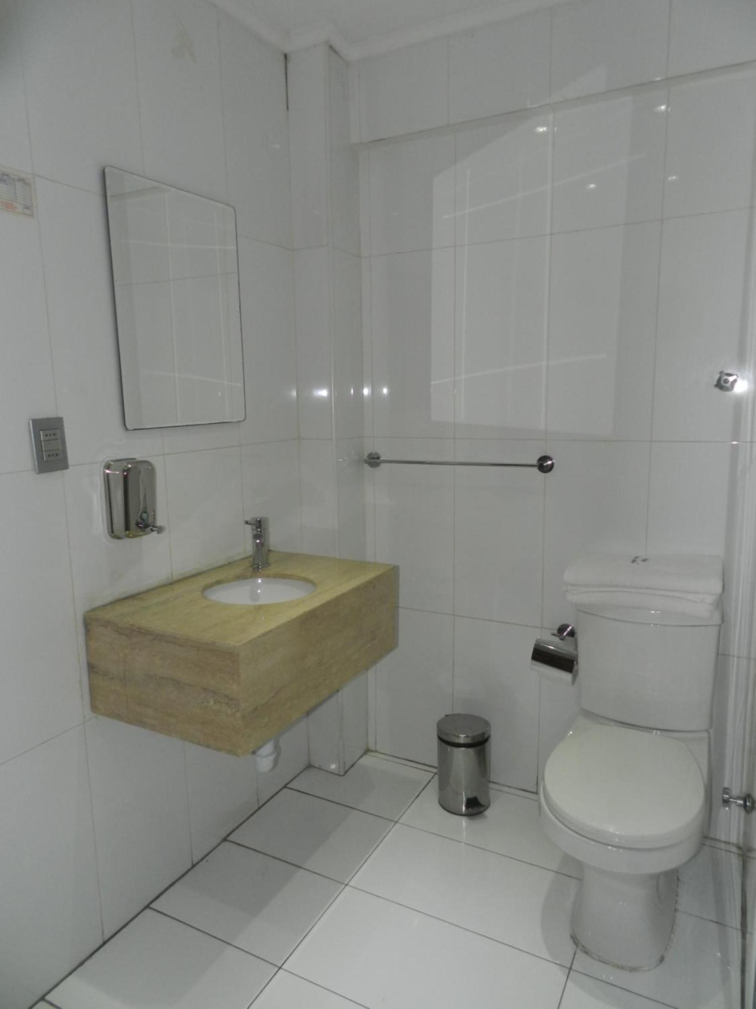 Hotel Guayaquil Сантяго Екстериор снимка